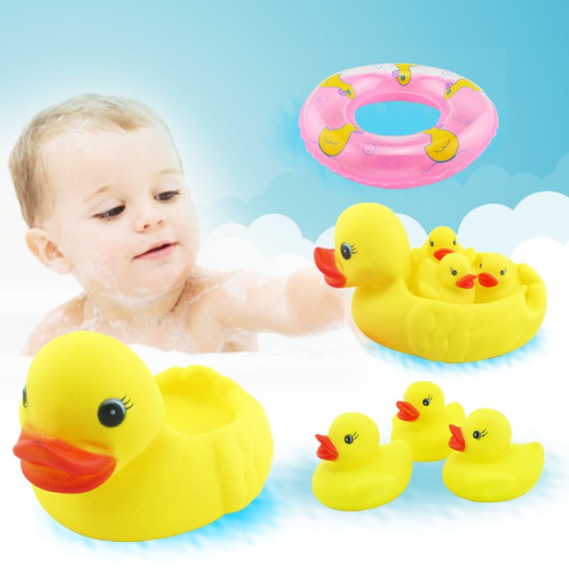 Ducks Family with Ring Bath Toys